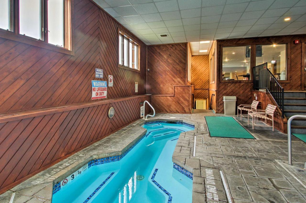 Lincoln Condo With Views, Pool, Hot Tub And Balcony! 외부 사진