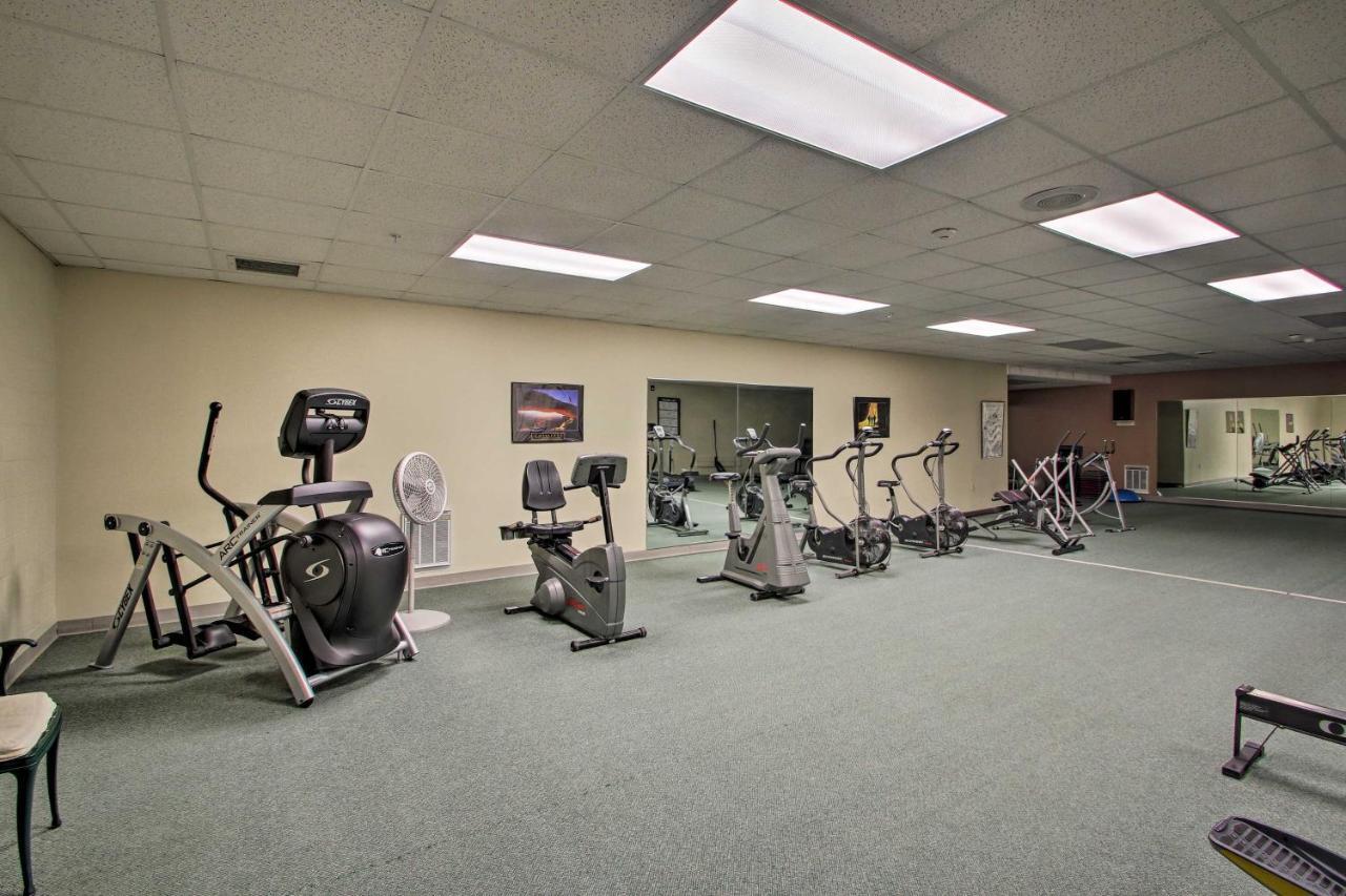 Lincoln Condo With Views, Pool, Hot Tub And Balcony! 외부 사진