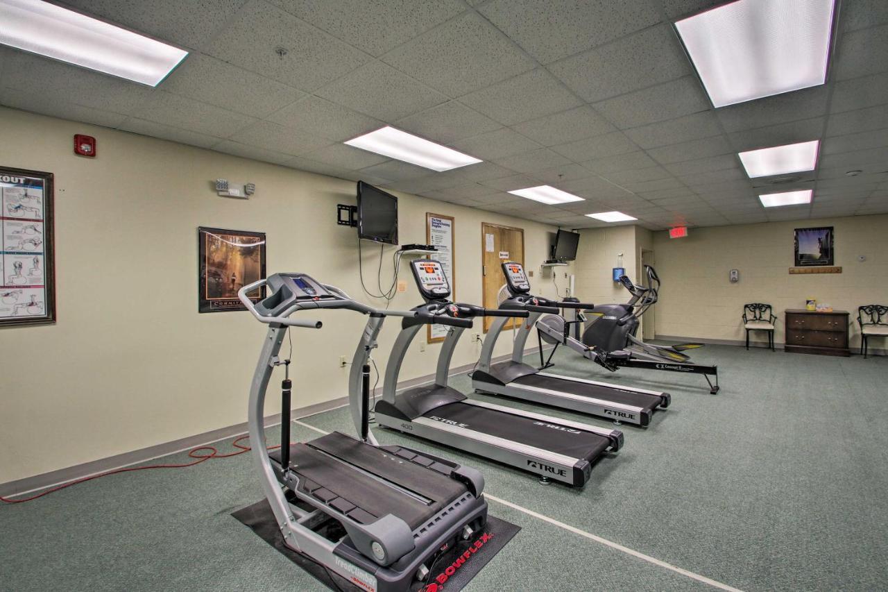 Lincoln Condo With Views, Pool, Hot Tub And Balcony! 외부 사진